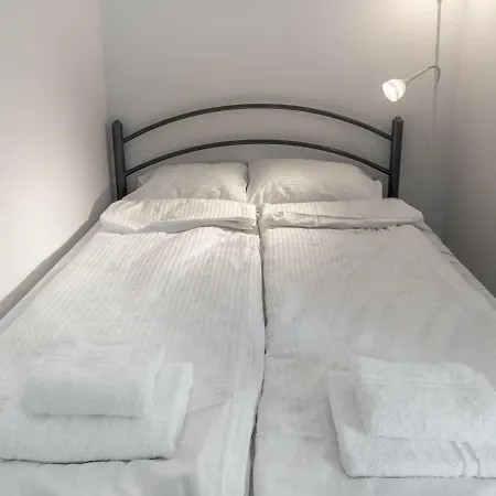 Apartament Szarych Szeregow 46A/1 Katovice Exteriér fotografie